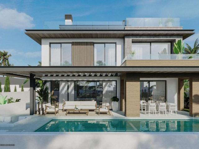 Chalet en venta en Chaparral, Costa del Sol Occidental