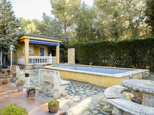 Chalet en venta en la Rodana, el Camp de Túria