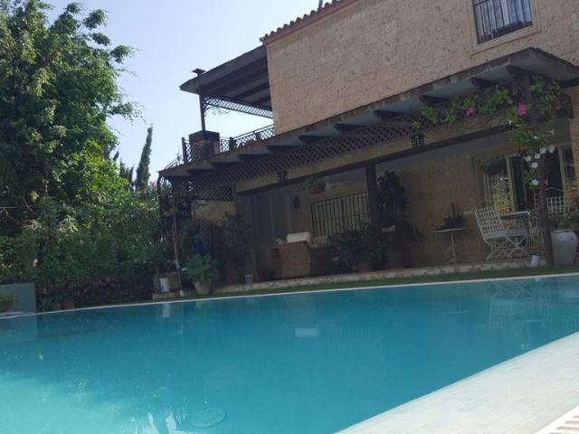 Chalet en alquiler en Nueva Andalucía, Costa del Sol Occidental