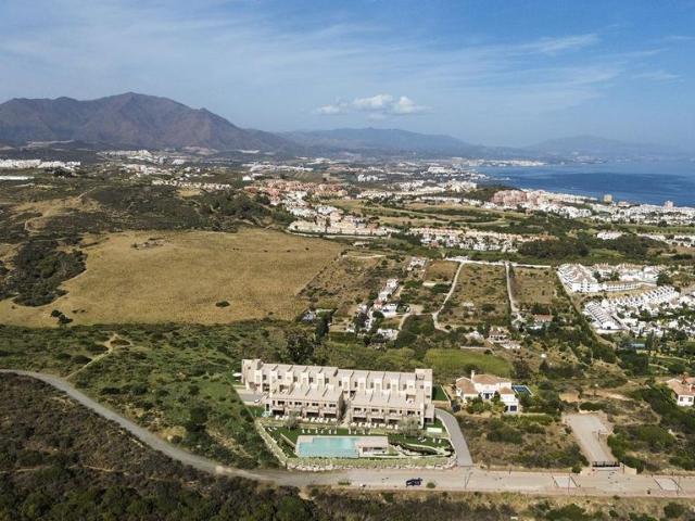 Chalet en venta en Castillo de la Duquesa, Costa del Sol Occidental