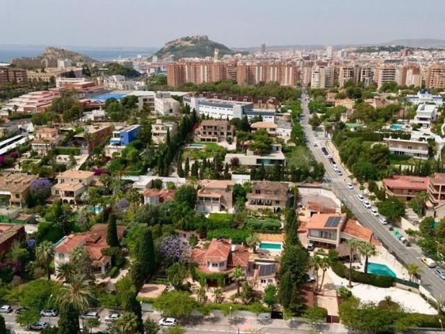 Chalet en venta en Centro, l'Alacantí