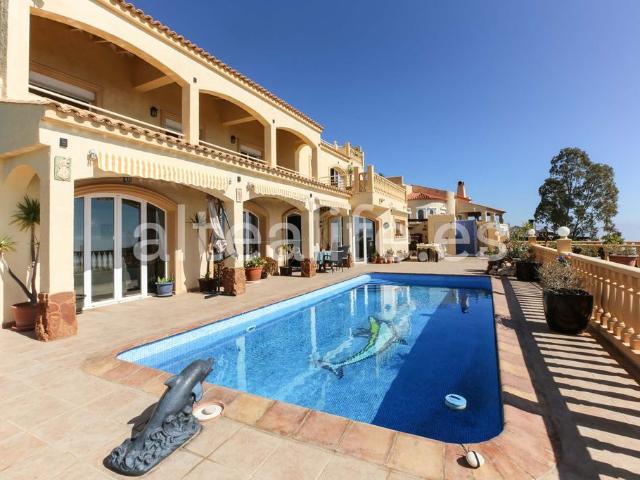 Chalet en venta en la Marina Baixa, Valencia
