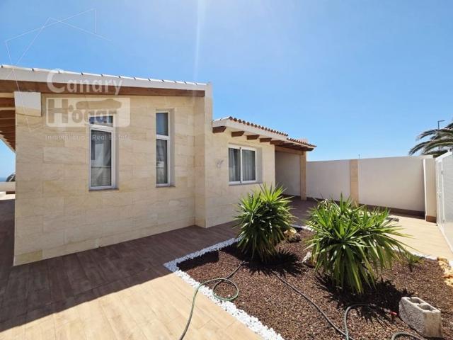 Chalet en venta en Arico, Canarias