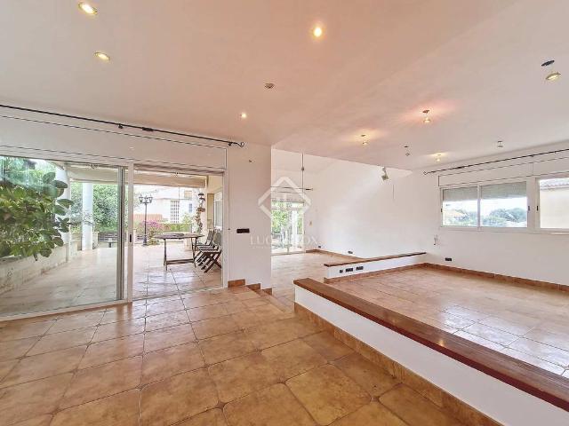 Villa en venta en Calafell