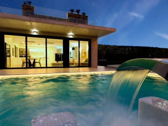 Chalet en venta en Dehesa de Campoamor, el Baix Segura / La Vega Baja