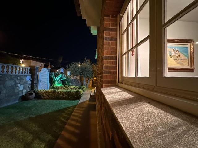 Chalet en venta en Sant Vicenç de Calders, Baix Penedès