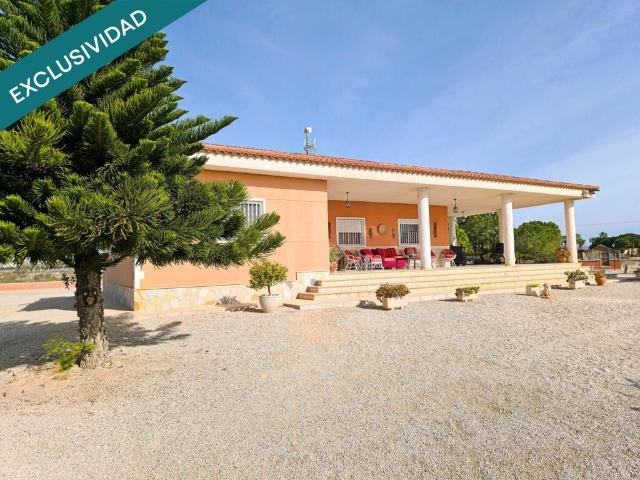 Villa en venta en Elche Villa en venta en Elche
