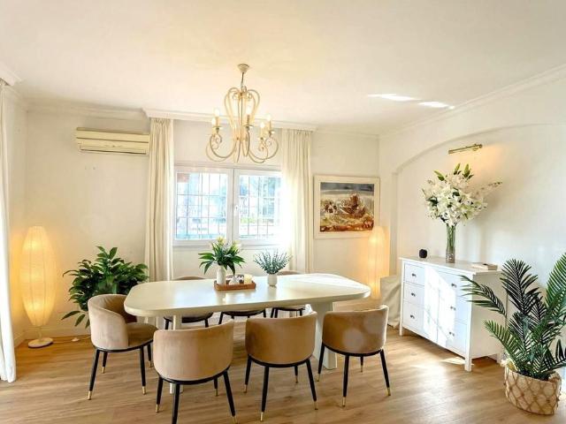 Chalet en venta en Nueva Atalaya, Costa del Sol Occidental