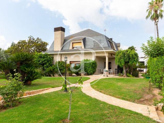 Chalet en venta en Campolivar, l'Horta Nord