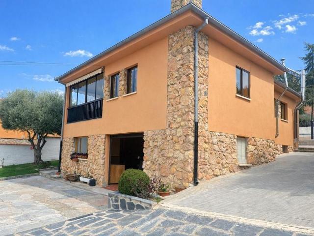 Chalet en venta en La Lastrilla, Castilla y León