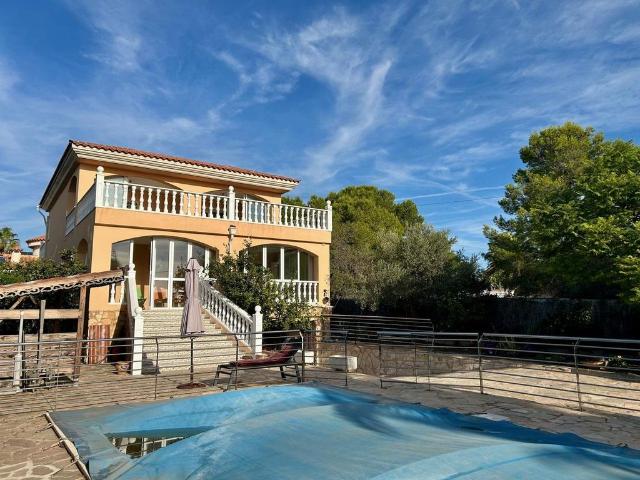 Chalet en venta en Baix Ebre, Catalunya