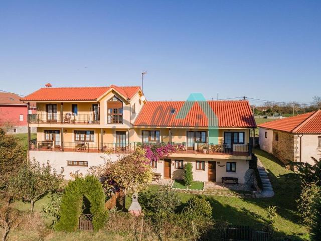 Chalet en venta en Llamuño, Cudillero