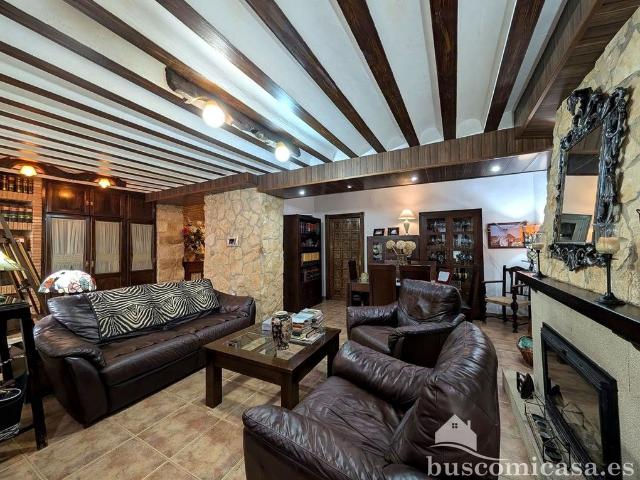 Chalet en venta en Linares, Andalucía