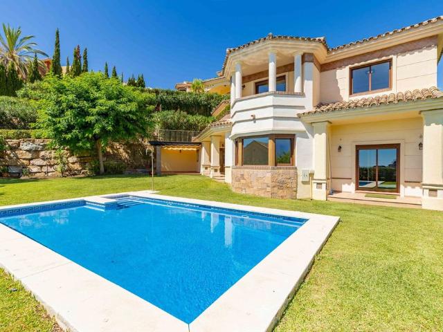 Chalet en venta en Artola, Costa del Sol Occidental