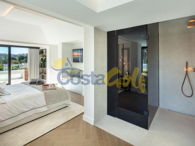 Chalet en venta en Nueva Andalucía, Costa del Sol Occidental