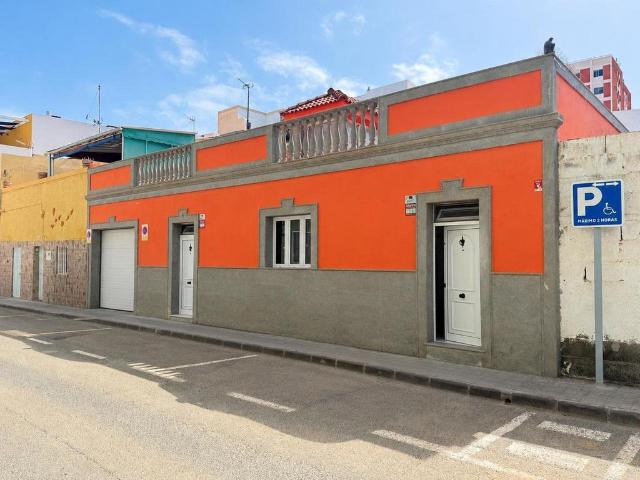 Chalet en venta en Playa de Melenara, Telde