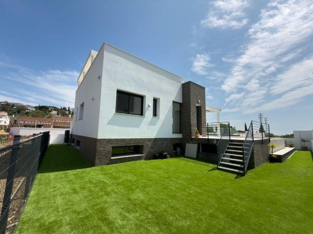 Chalet en venta en Peñablanquilla, Costa del Sol Occidental