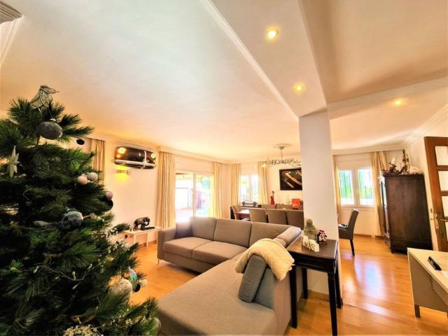 Chalet en venta en Nueva Andalucía, Costa del Sol Occidental