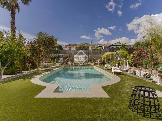 Chalet en venta en Ogíjares, Granada