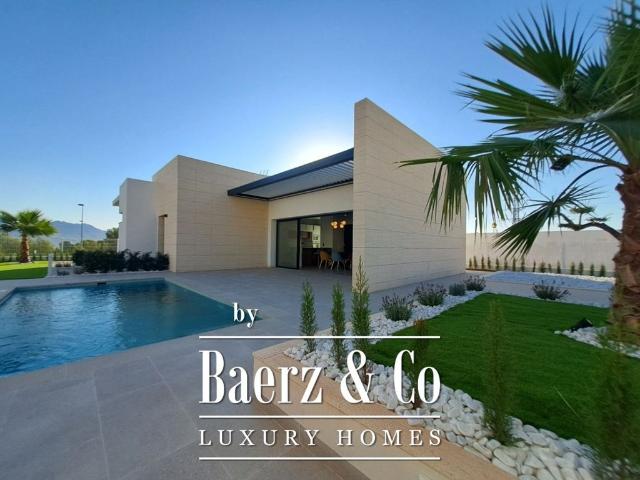 Chalet en venta en Polop, Valencia