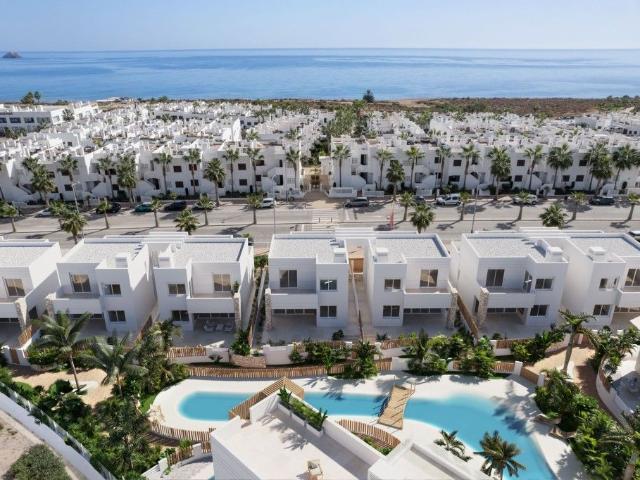 Chalet en venta en San Juan de los Terreros, Pulpí