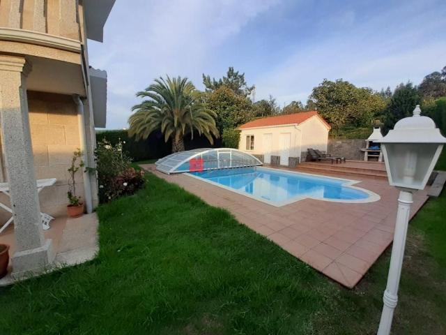 Chalet en venta en Villestro, Santiago