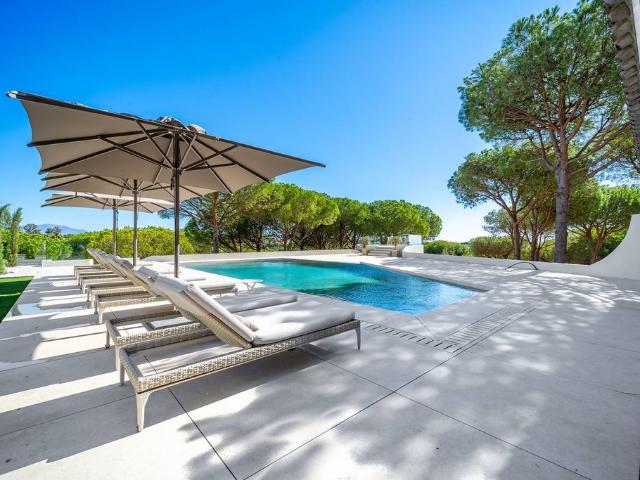 Chalet en venta en Torreguadiaro, Campo de Gibraltar