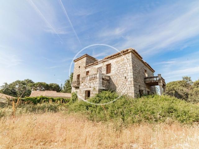 Villa en venta en Torrelodones, Urbanización Montealegría