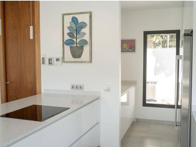Casa en alquiler en la Marina Baixa, Valencia