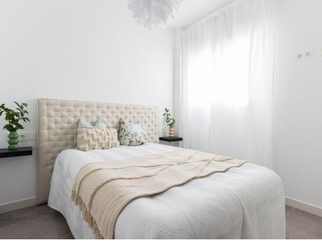Piso en venta en Mujeres del Calzado, Elda