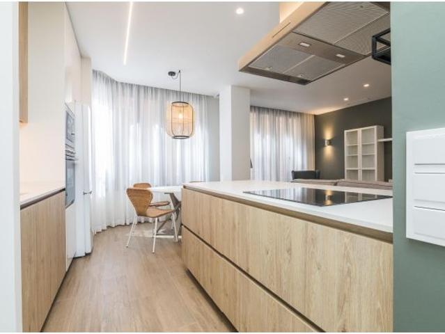 Piso en alquiler en el Salvador, Elche De La Sierra