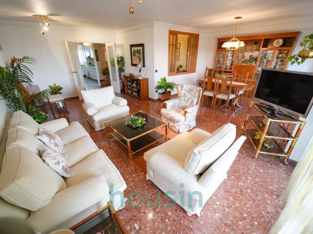 Apartamento en venta en San Pablo-Santa Justa, Sevilla