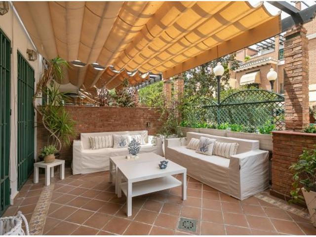 Casa en venta en Ronda, Granada