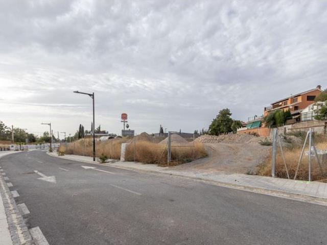 Local Comercial en venta en Huétor Vega, San Miguel Local Comercial en venta en Huétor Vega, San Miguel
