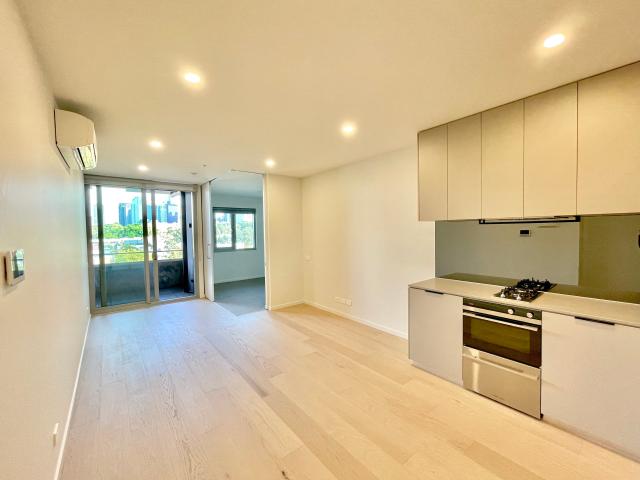 Apartment for rent in Carlton