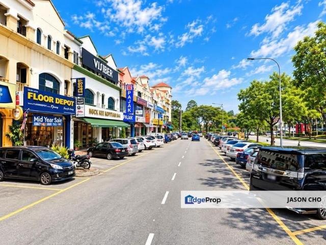 Shop for sale in Kota Damansara, Petaling Jaya