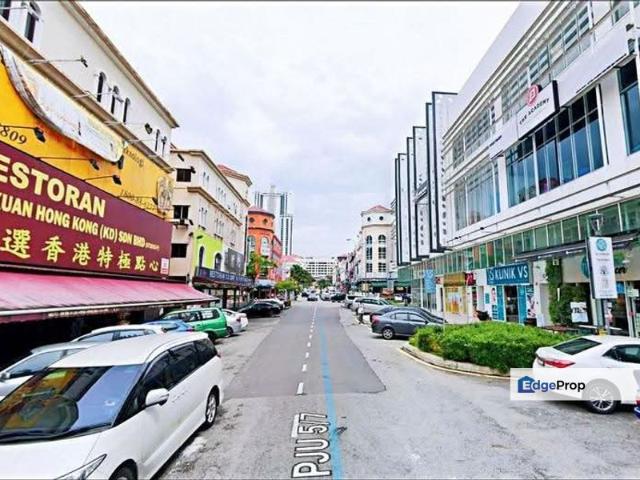 Shop for sale in Kota Damansara, Petaling Jaya