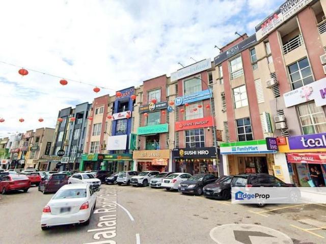 Shop for sale in Kuala Lumpur, Country Heights Damansara