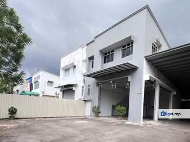 Warehouse for rent in Petaling, Alam Impian