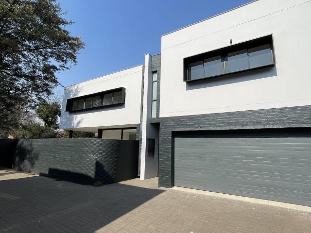 House for rent in Waterkloof, Gauteng