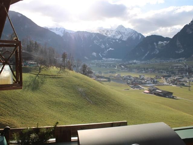 Wohnung kaufen in Hainzenberg, Tirol