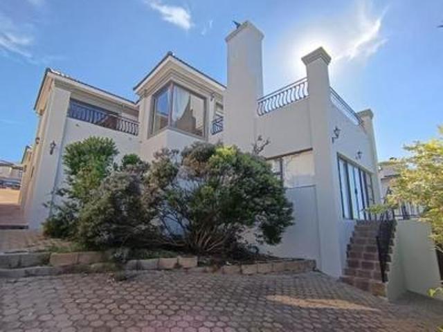 House for sale in Groot Brak Rivier, Western Cape