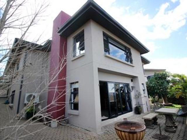 House for sale in Groot Brak Rivier, Western Cape