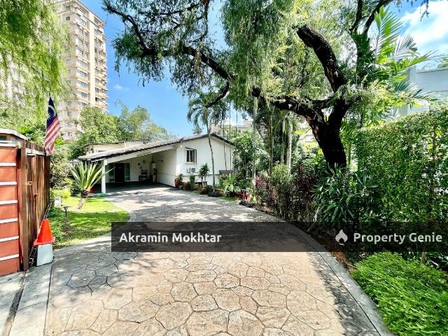 Bungalow for sale in Petaling, Damansara Damai