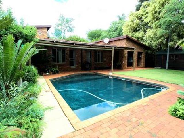 House for sale in Karenpark, Akasia