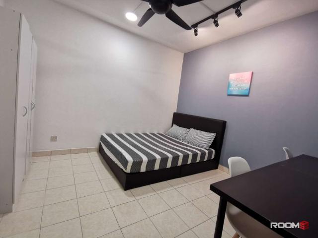 Room for rent in Petaling, Damansara Damai