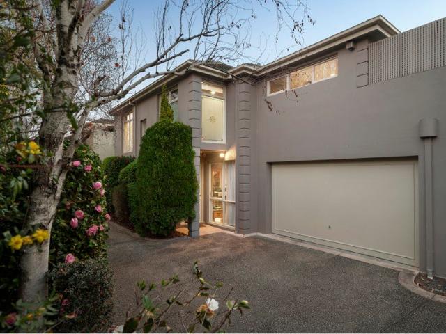 Townhouse for sale in Camerons Creek, Victoria