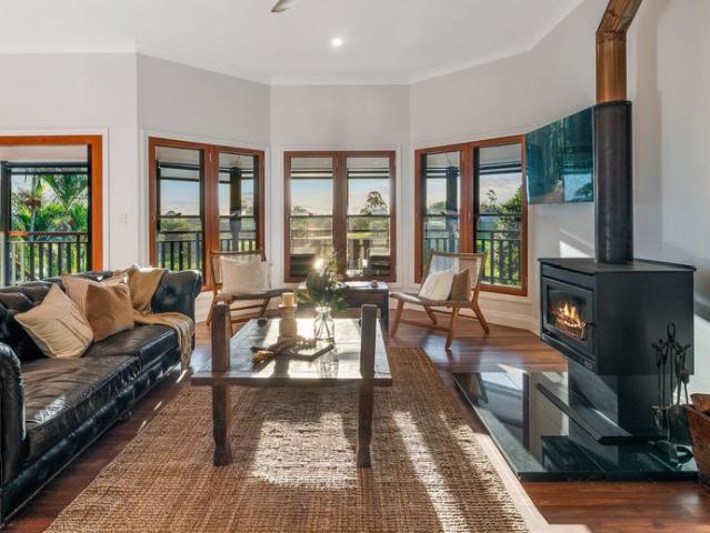 Granny Flat for rent in Kings Creek, Queensland