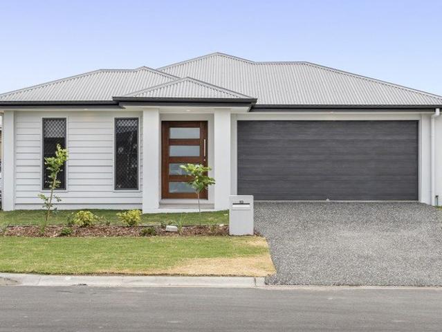 Cottage for sale in Toombul, Queensland