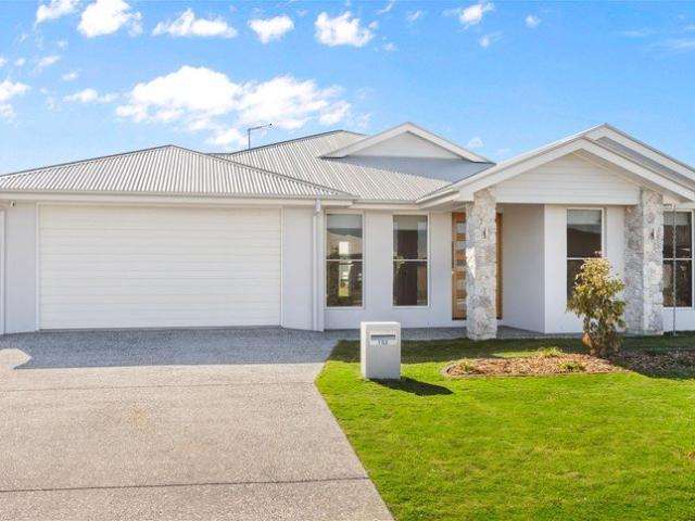 Cottage for sale in Toombul, Queensland